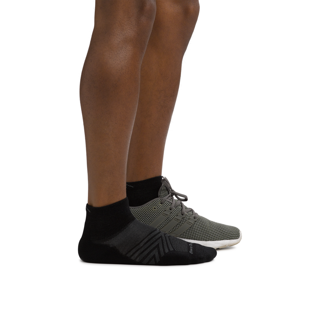 Men's Coolmax® Run Quarter Ultra-Lightweight Running Socks