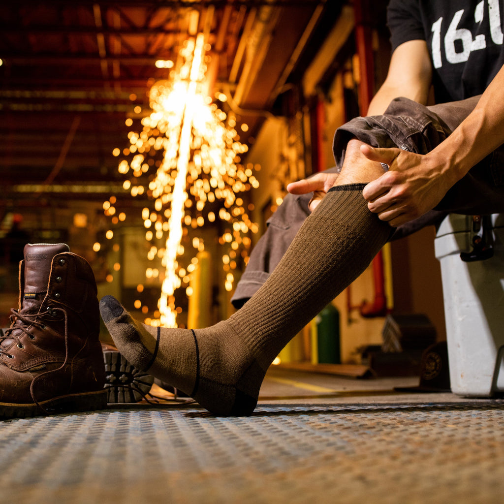 Men's Paul Bunyan Over-the-Calf Midweight Work Socks