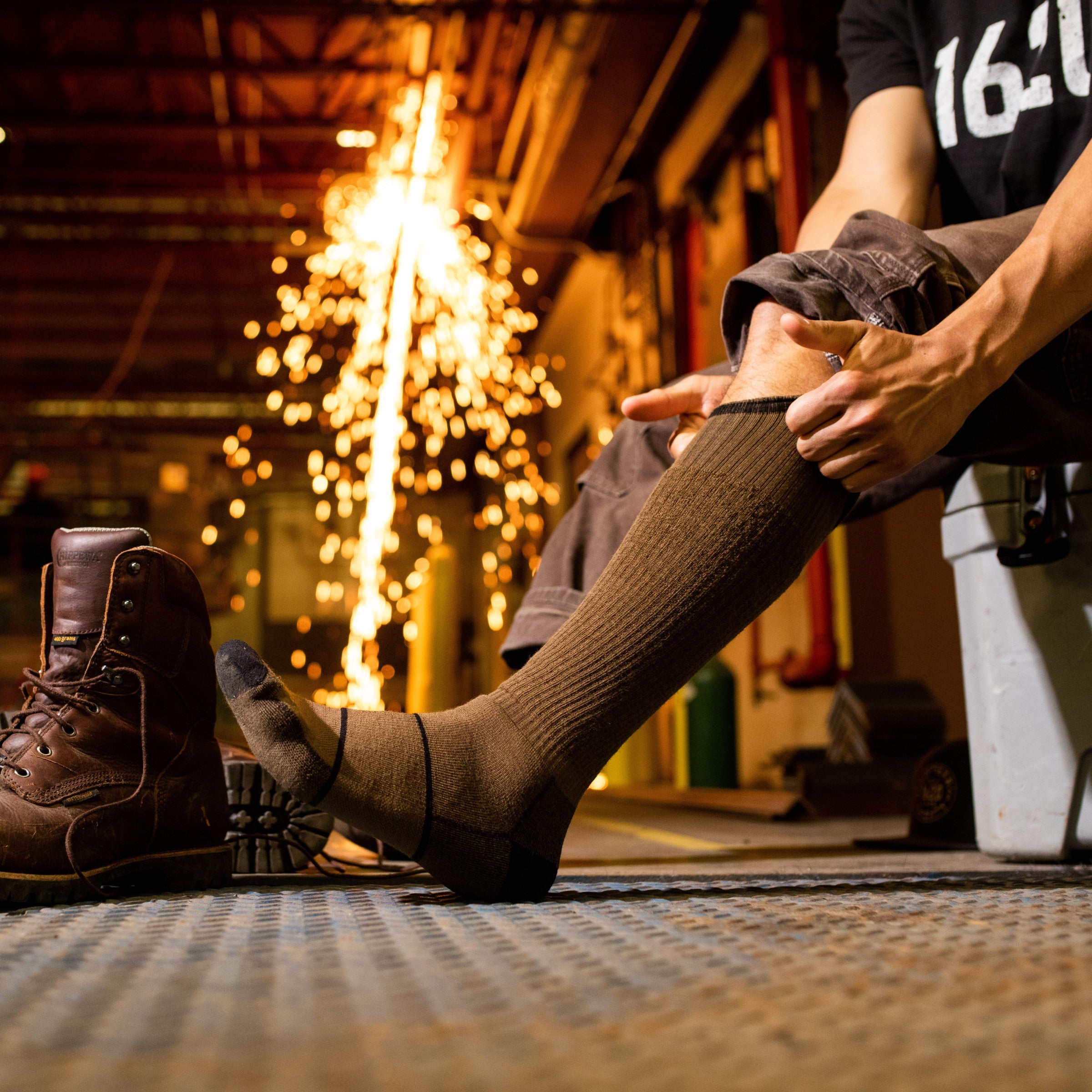 Men's Paul Bunyan Over-the-Calf Midweight Work Socks
